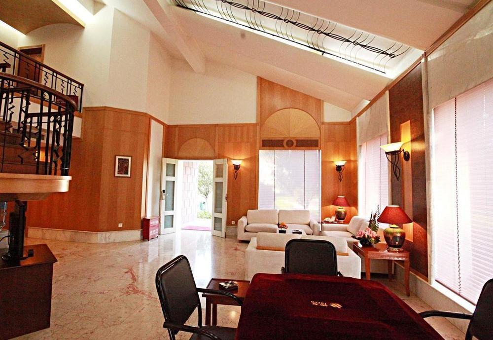 Weiselect Wanghu Hotel Куньмін Екстер'єр фото